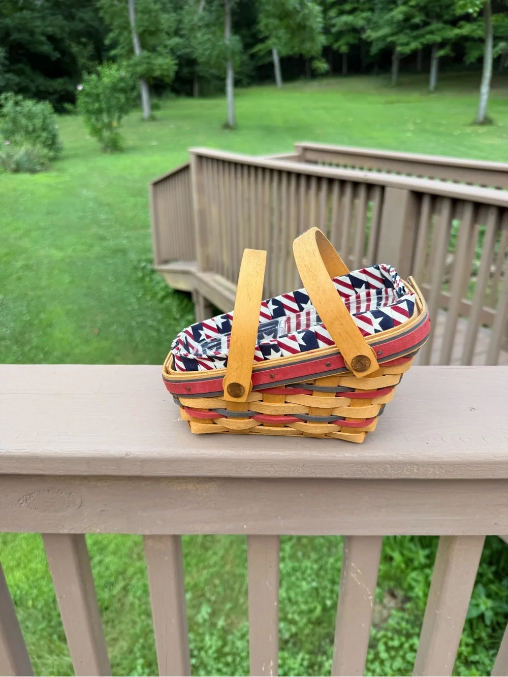 Longaberger All American Summertime Basket with Red, White Blue Star Liner 1996